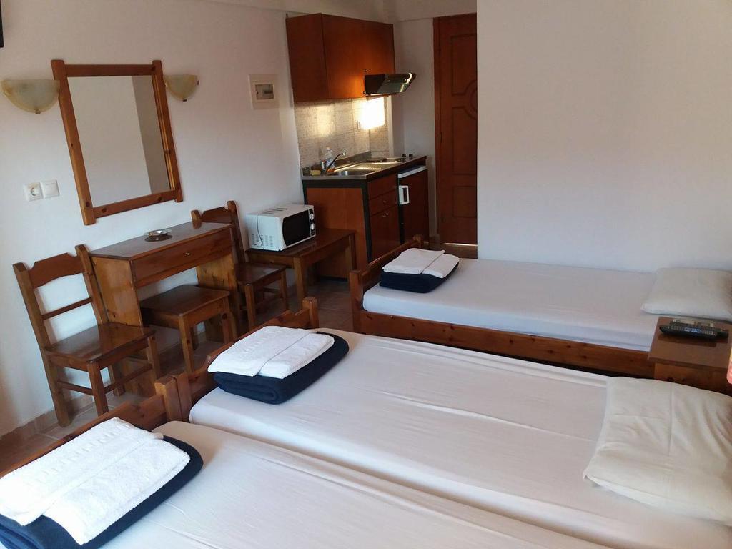 Hotel Kosmas Sarti Exterior photo
