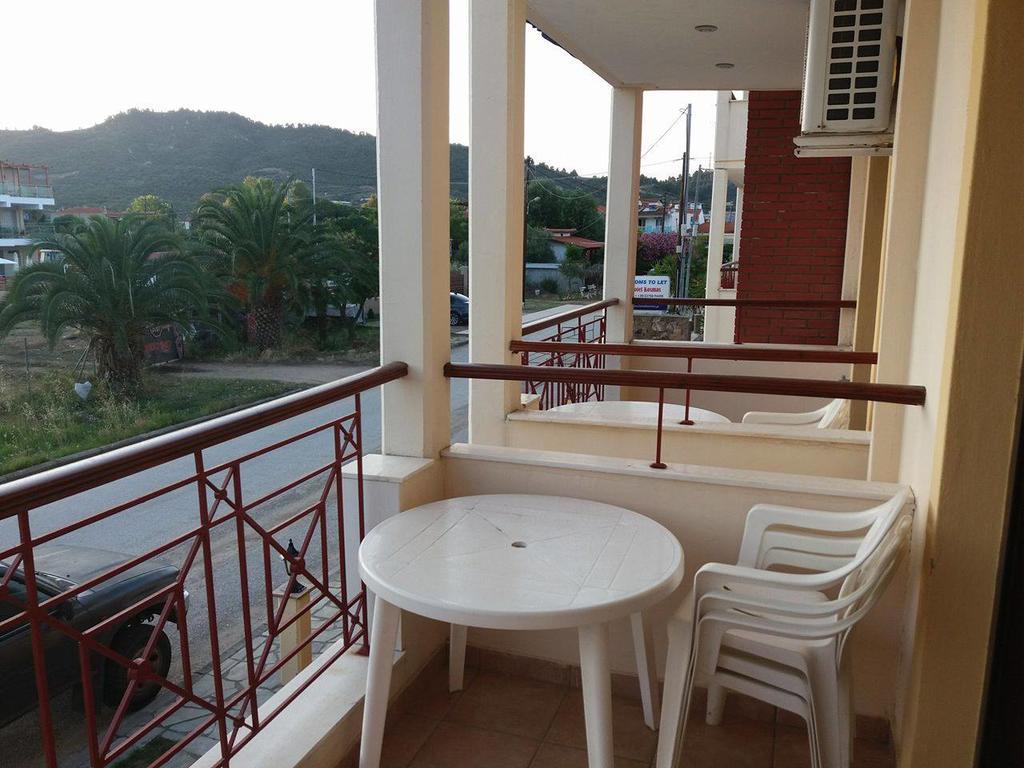 Hotel Kosmas Sarti Exterior photo